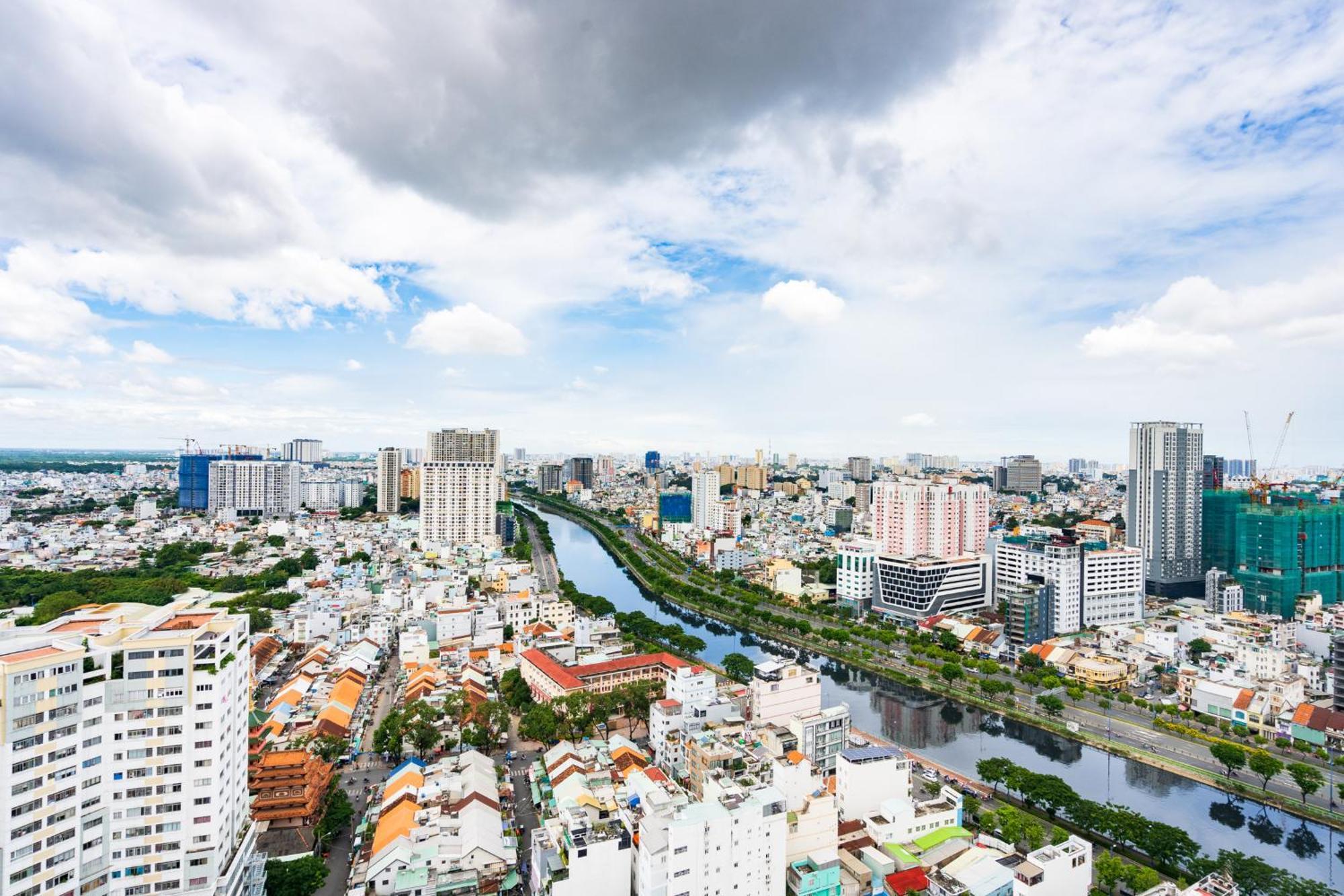 Min' Apartment - Rivergate Residence Downtown Bui Vien - Free Pool โฮจิมินห์ซิตี้ ภายนอก รูปภาพ